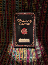 Load image into Gallery viewer, Dệt Mộng (Weaving Dream)